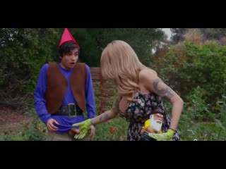 homestead gnome big dick fucks a housewife with big tits in the hood anal blowjob sex porn orgy in a circle in pantyhose